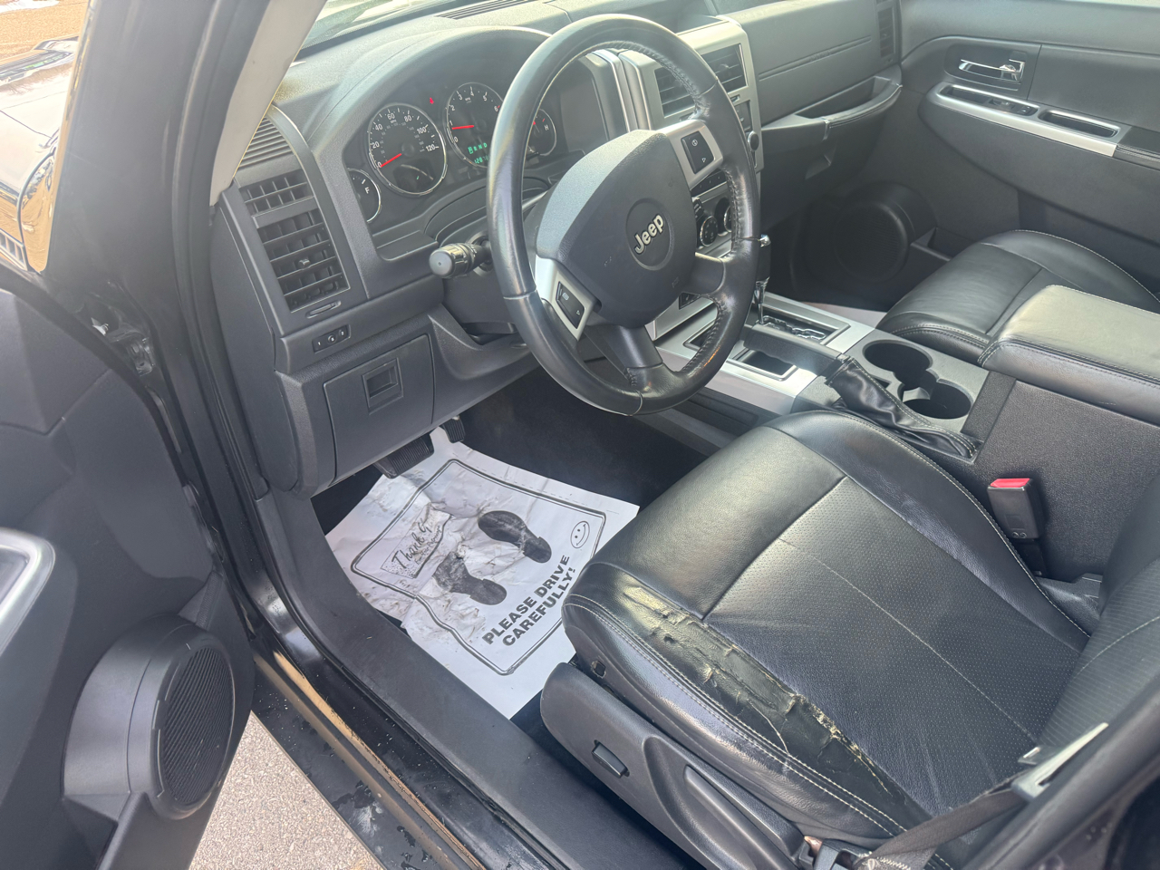 Jeep Liberty Limited 4WD 2010