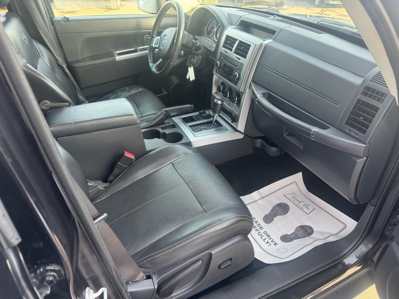 Jeep Liberty Limited 4WD 2010