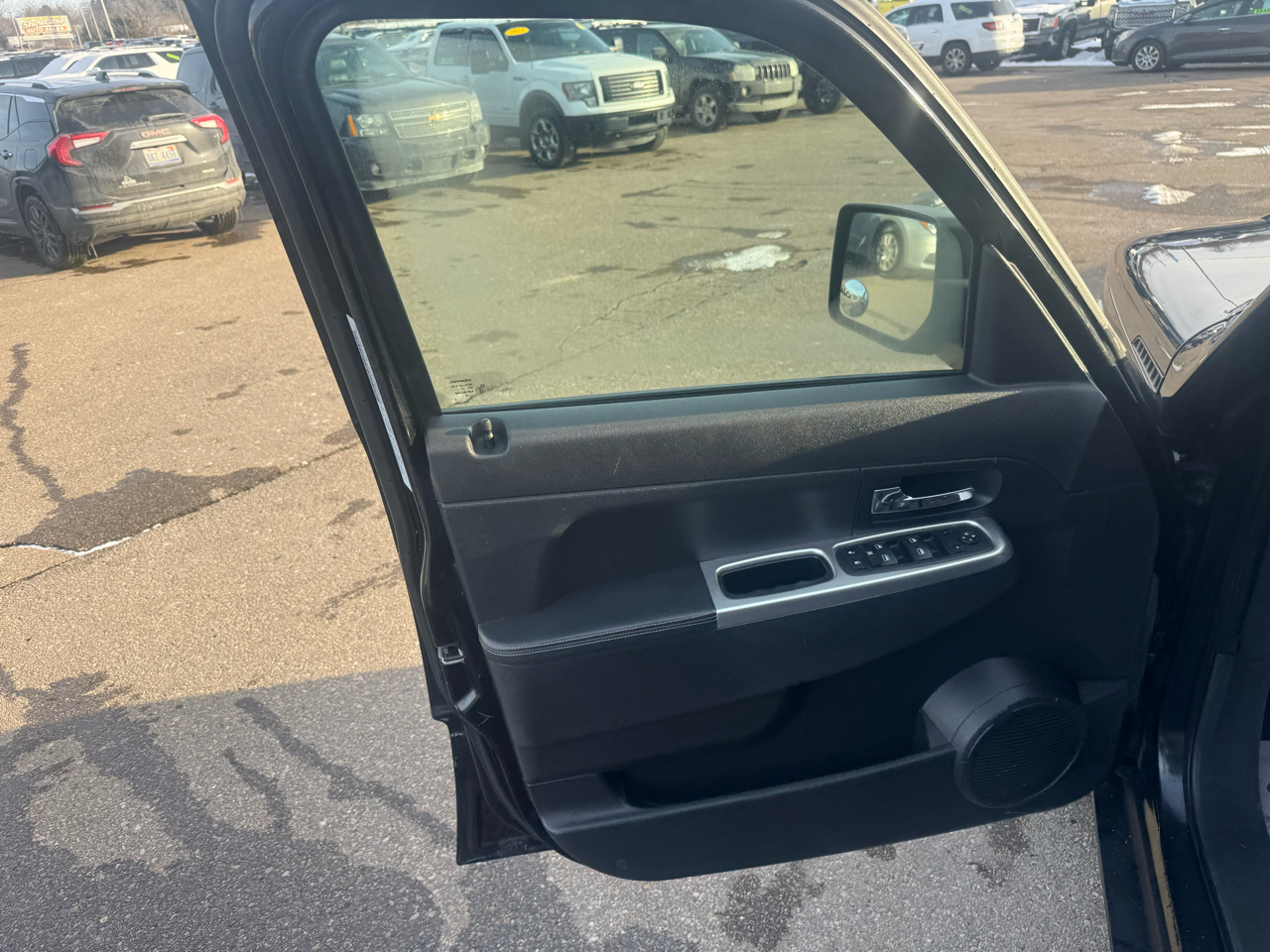 Jeep Liberty Limited 4WD 2010