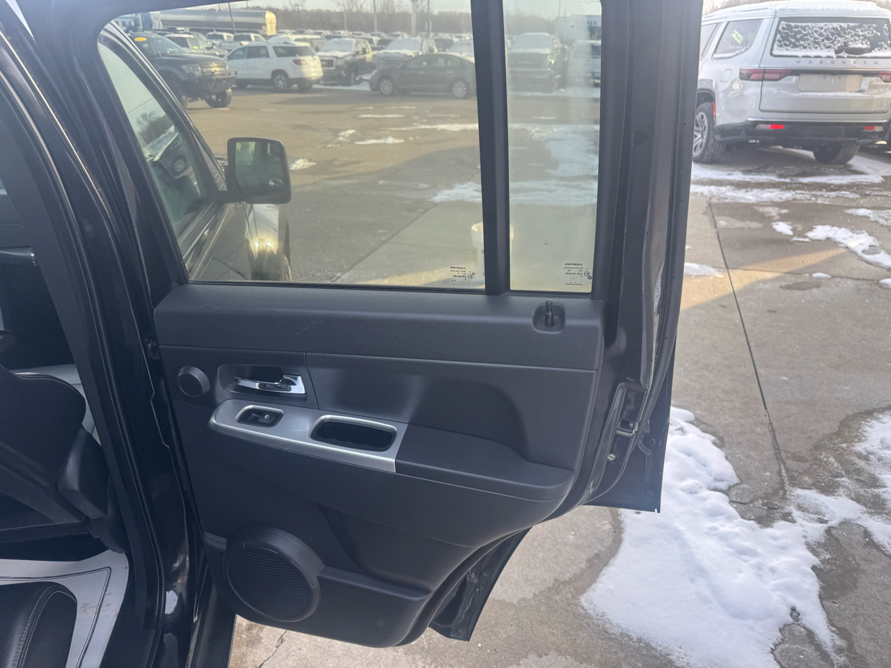 Jeep Liberty Limited 4WD 2010