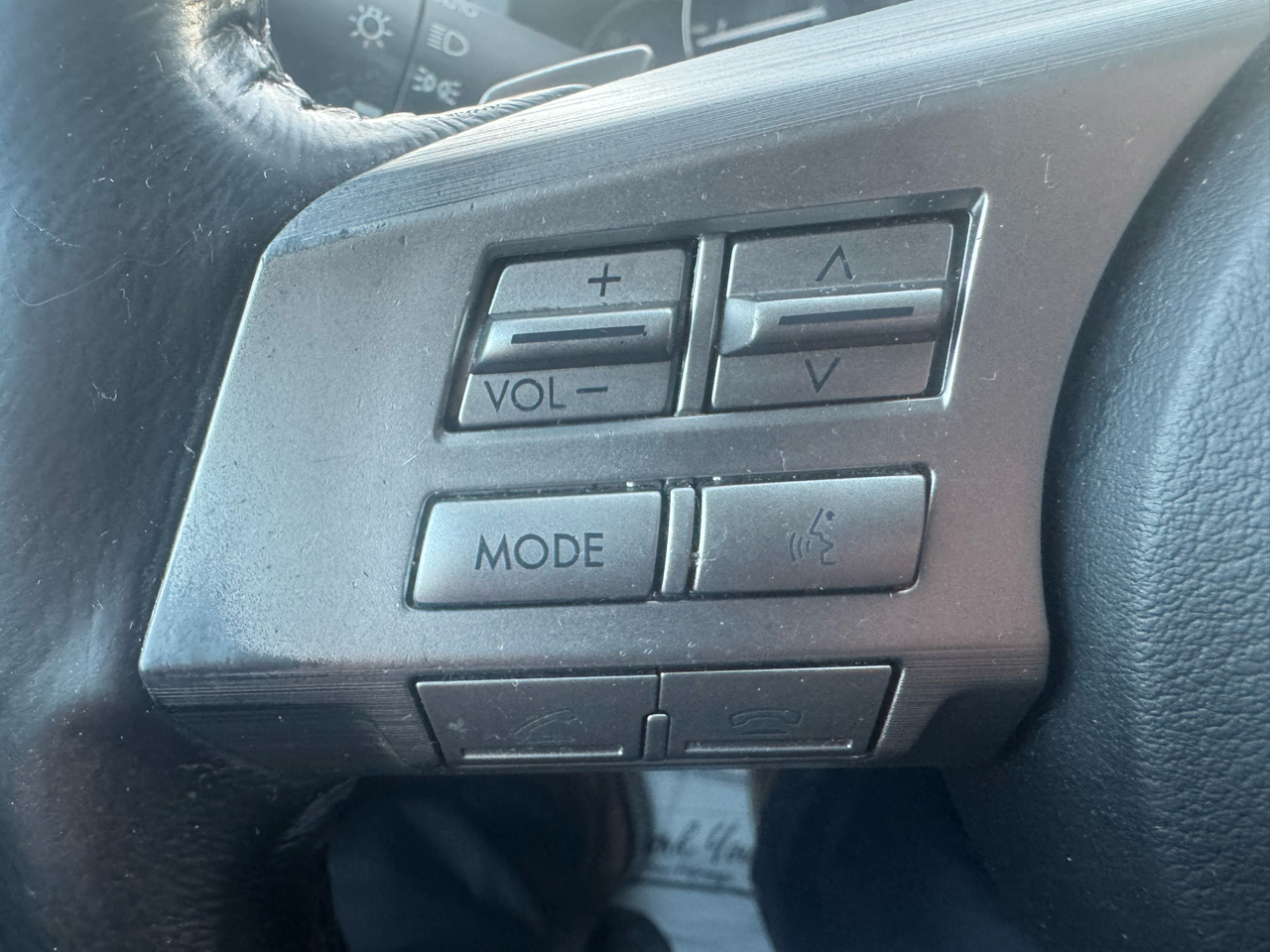 Subaru Legacy 2.5i Limited 2011