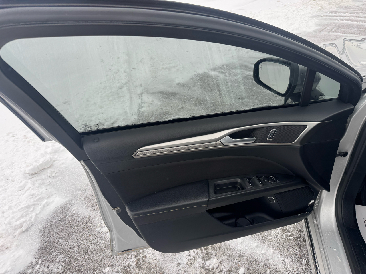 Ford Fusion Hybrid SE 2019