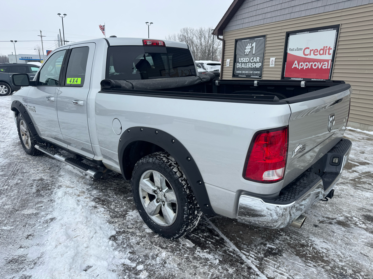 RAM 1500 SLT Quad Cab 4WD 2014