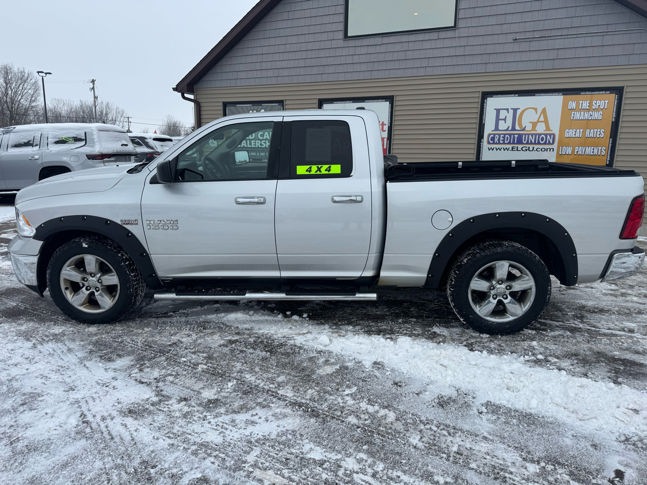 RAM 1500 SLT Quad Cab 4WD 2014