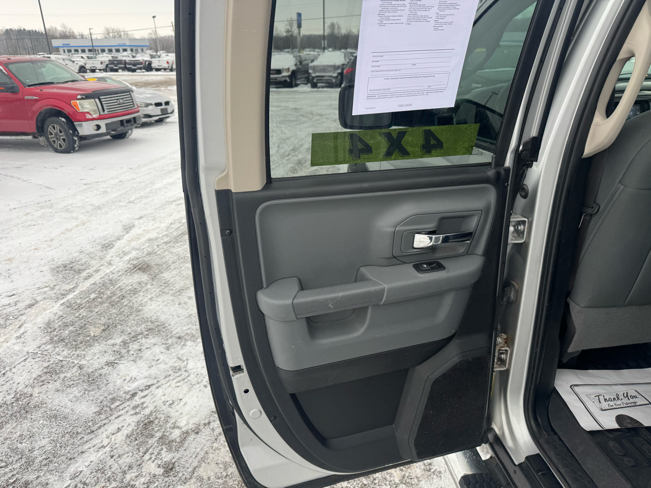 RAM 1500 SLT Quad Cab 4WD 2014