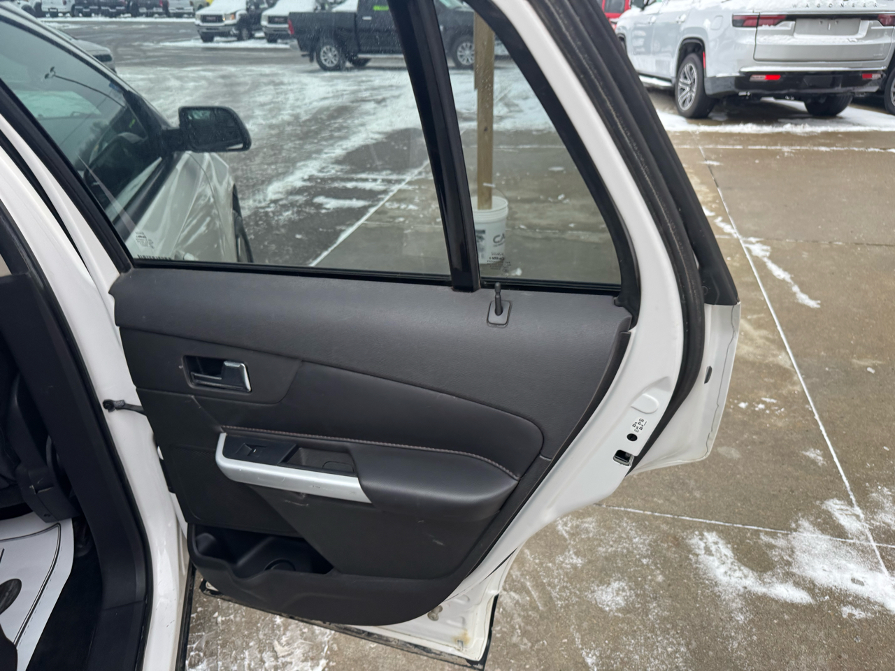 Ford Edge SEL FWD 2013