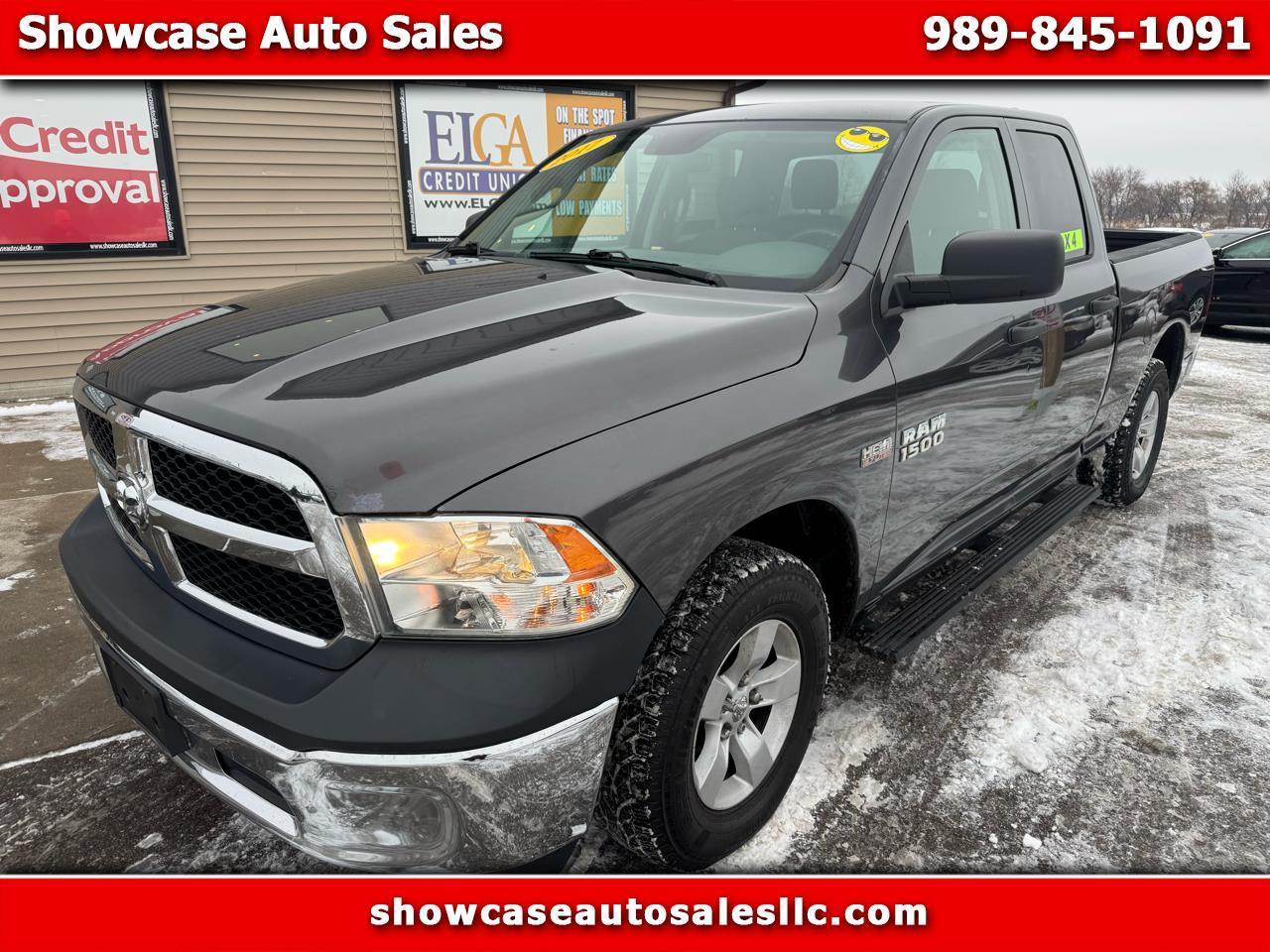 RAM 1500 Tradesman Quad Cab 4WD 2017