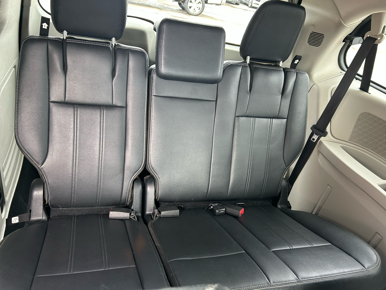 Chrysler Town & Country Touring 2016