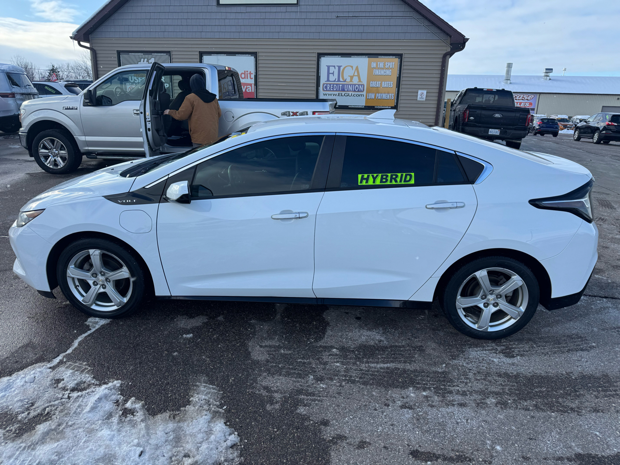 Chevrolet Volt LT w/ Standard Emission Package 2019