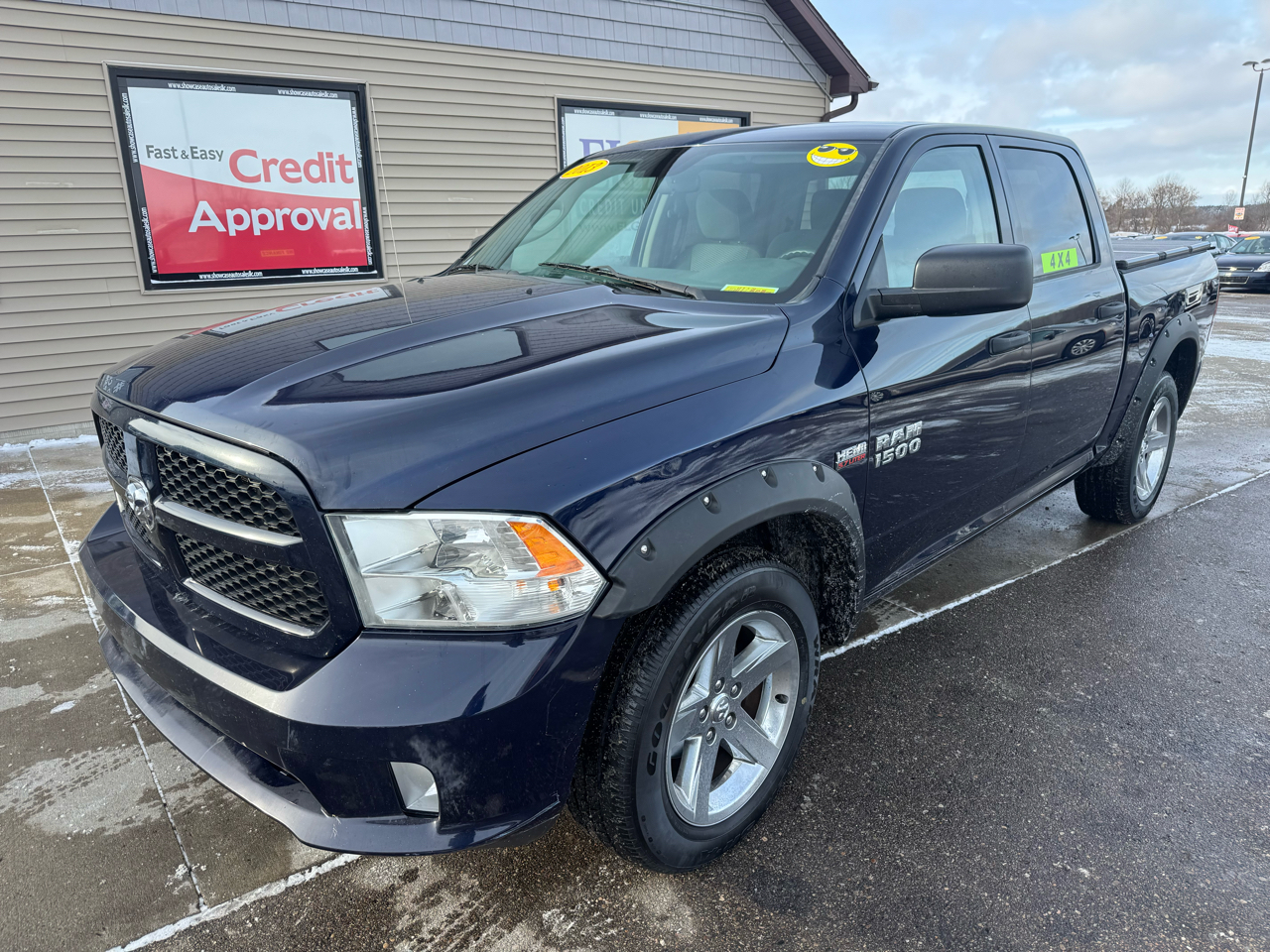 RAM 1500 Tradesman Crew Cab SWB 4WD 2013