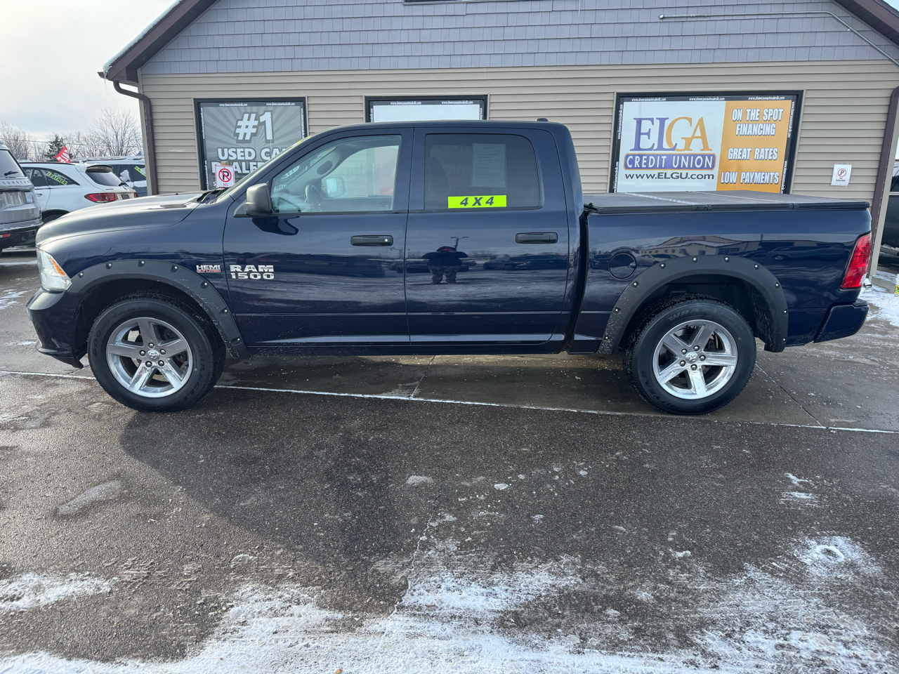 RAM 1500 Tradesman Crew Cab SWB 4WD 2013