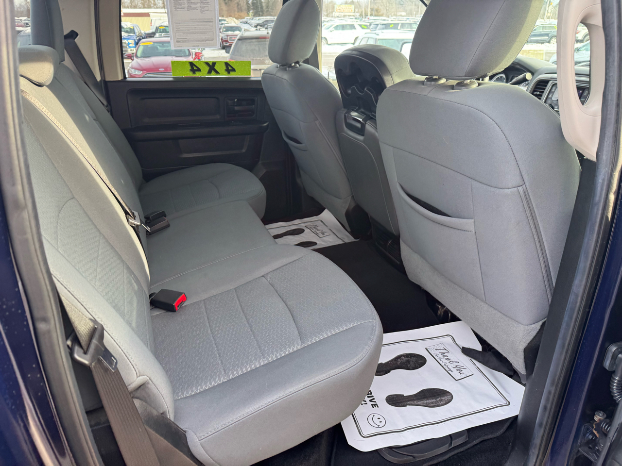 RAM 1500 Tradesman Crew Cab SWB 4WD 2013