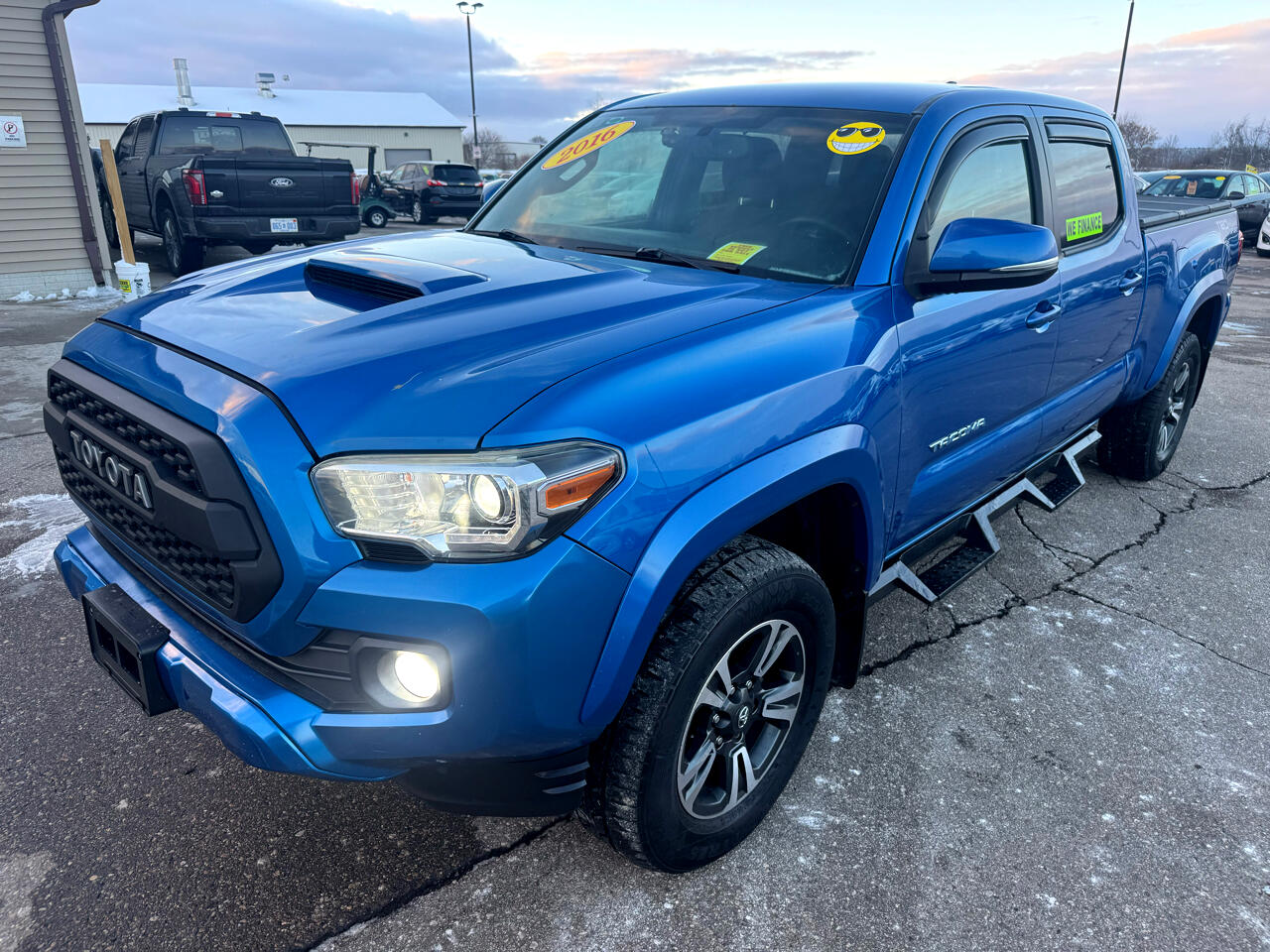 Toyota Tacoma SR5 Double Cab Super Long Bed V6 6AT 4WD 2016