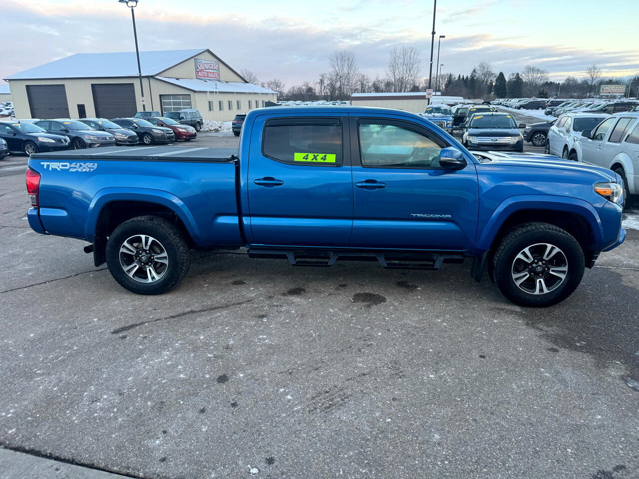 Toyota Tacoma SR5 Double Cab Super Long Bed V6 6AT 4WD 2016