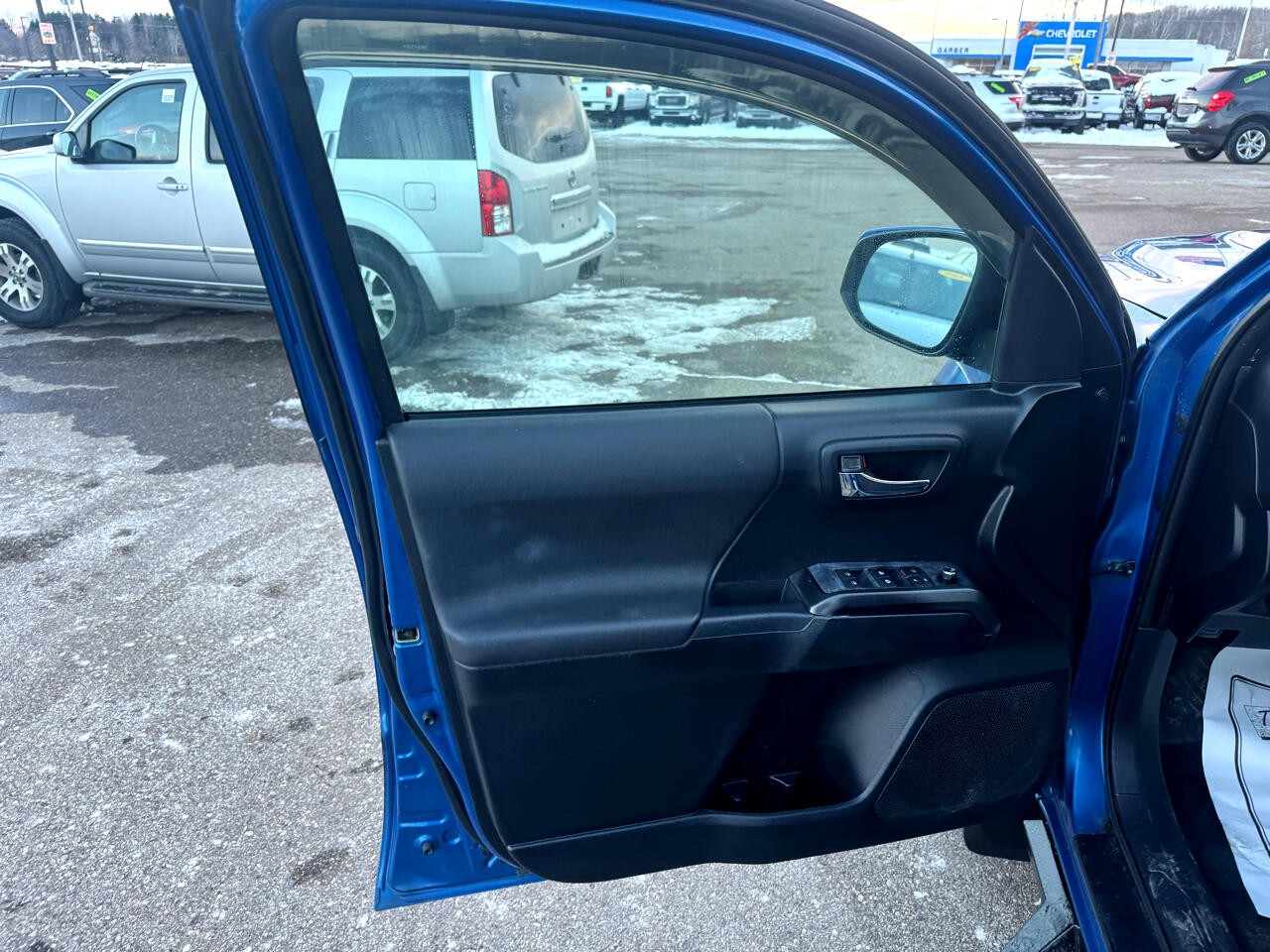 Toyota Tacoma SR5 Double Cab Super Long Bed V6 6AT 4WD 2016