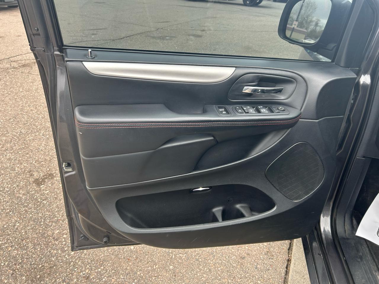 Dodge Grand Caravan GT 2017