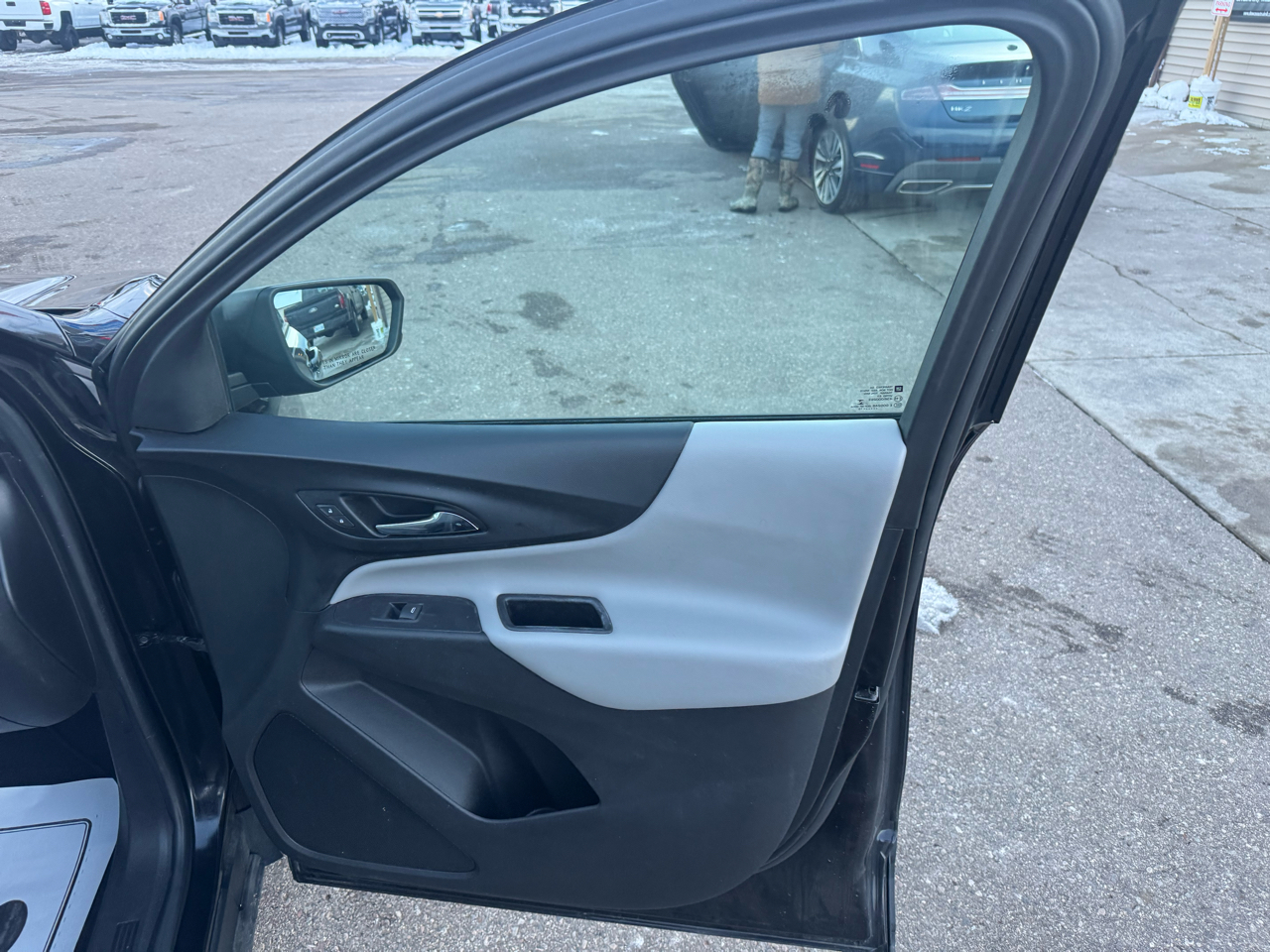 Chevrolet Equinox LS 2WD 2019