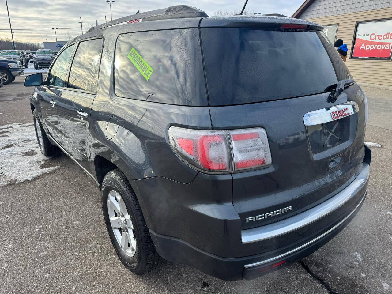 GMC Acadia SLE-2 FWD 2013