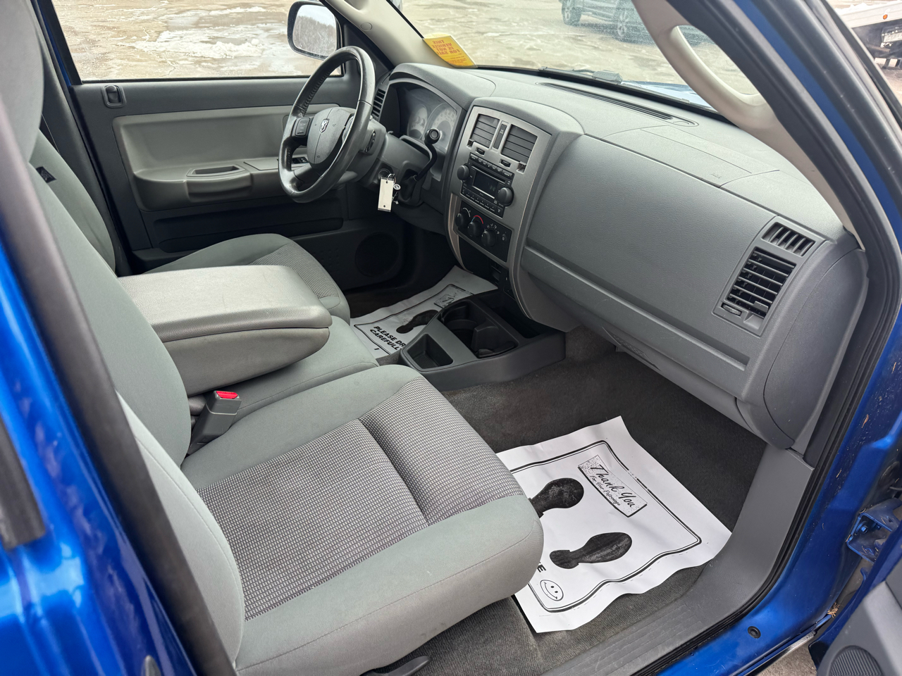 Dodge Dakota SLT Club Cab 4WD 2007