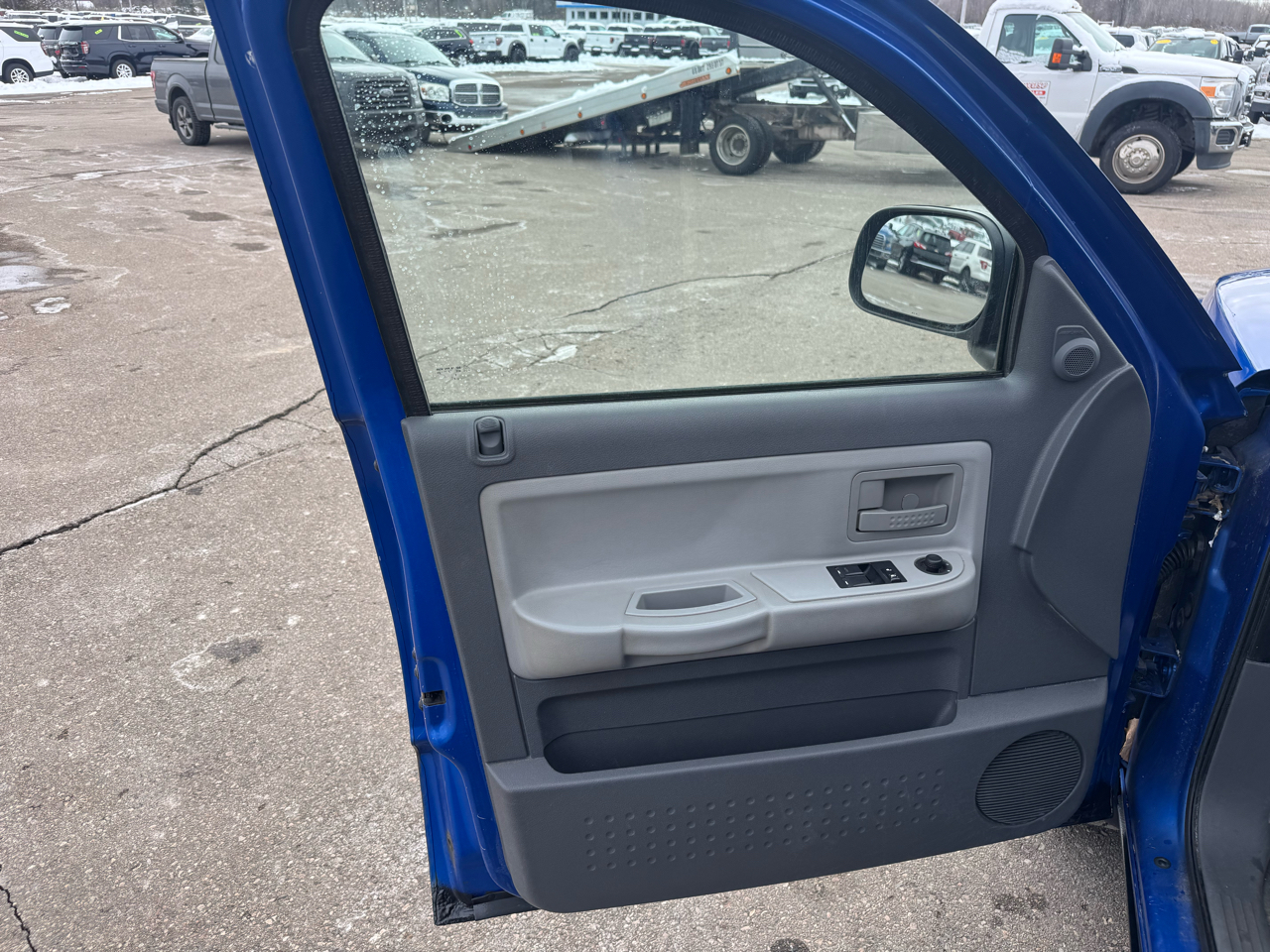 Dodge Dakota SLT Club Cab 4WD 2007