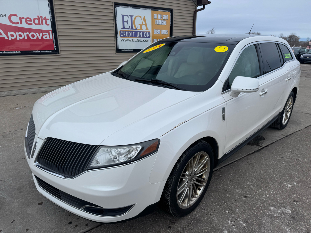 2014 Lincoln MKT 3.5L with EcoBoost AWD