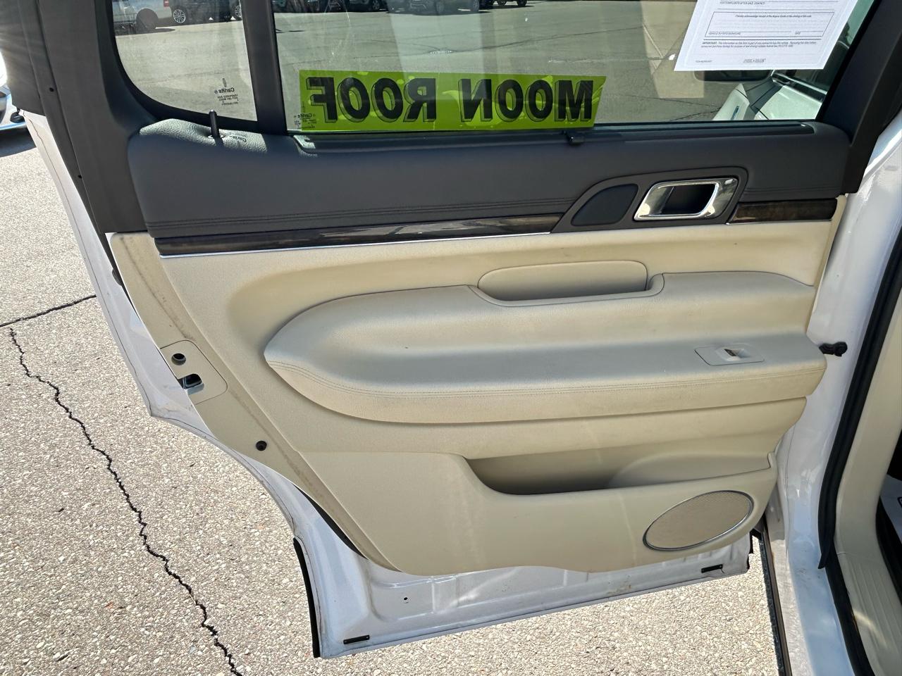 Lincoln MKT 3.5L with EcoBoost AWD 2014