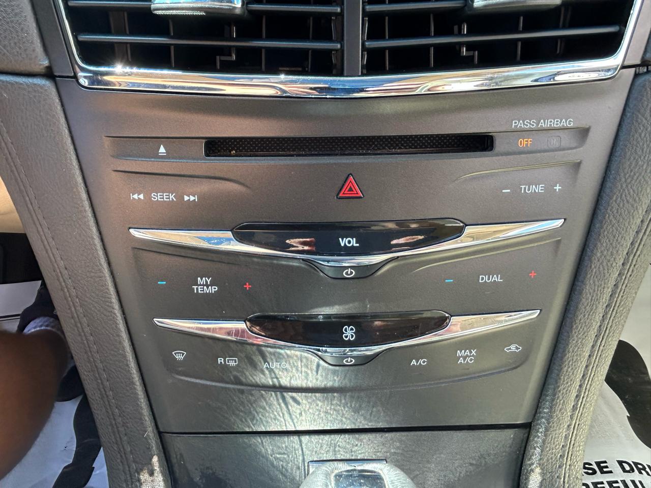 Lincoln MKT 3.5L with EcoBoost AWD 2014