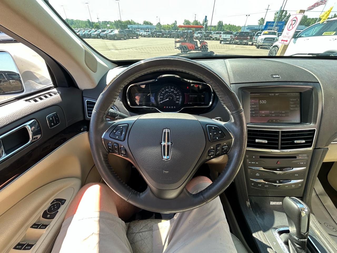 Lincoln MKT 3.5L with EcoBoost AWD 2014