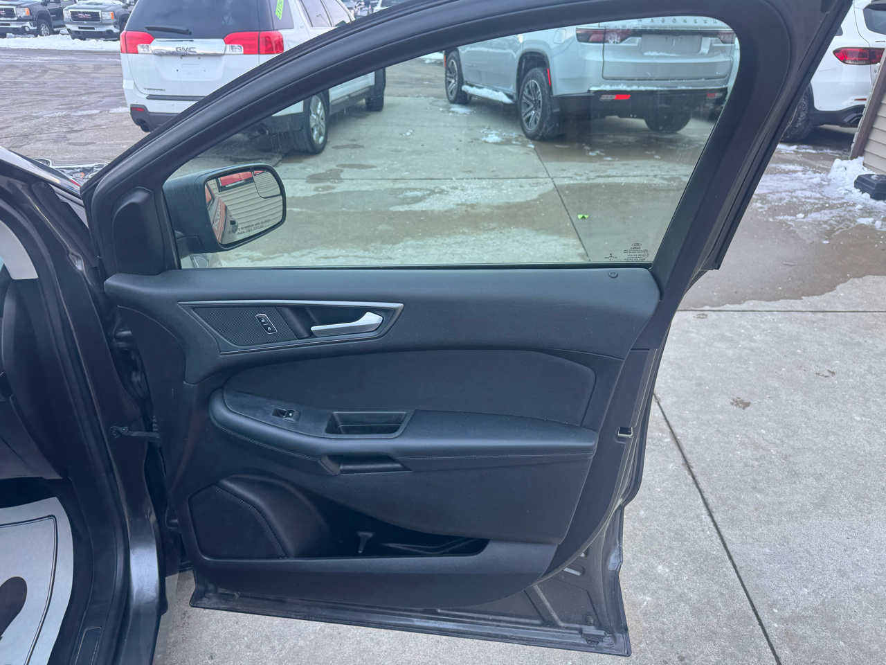 Ford Edge SE FWD 2018