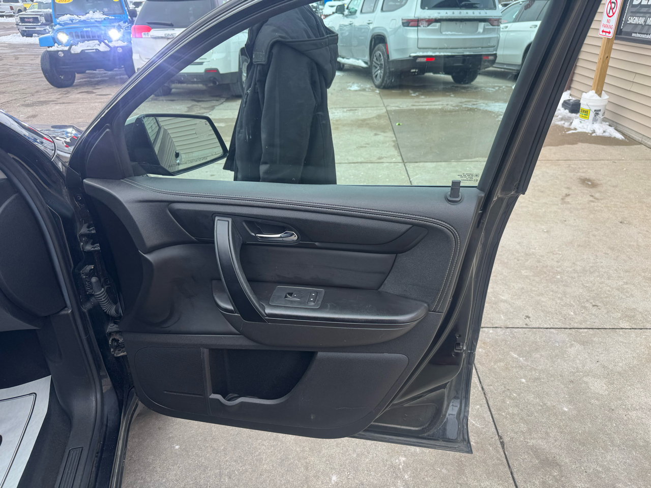 Chevrolet Traverse 1LT FWD 2014