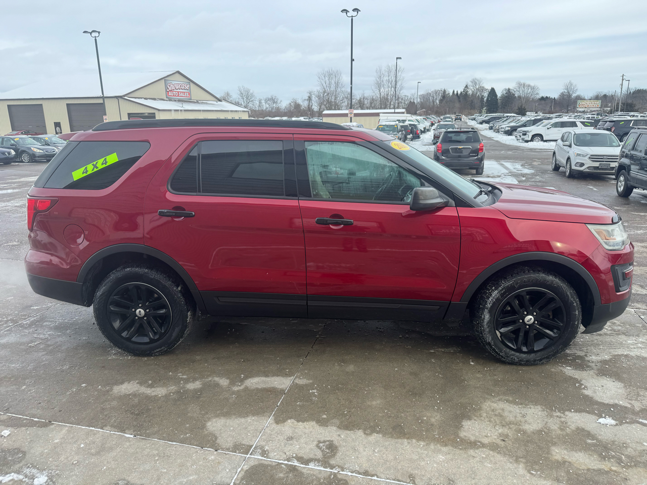Ford Explorer Base 4WD 2016