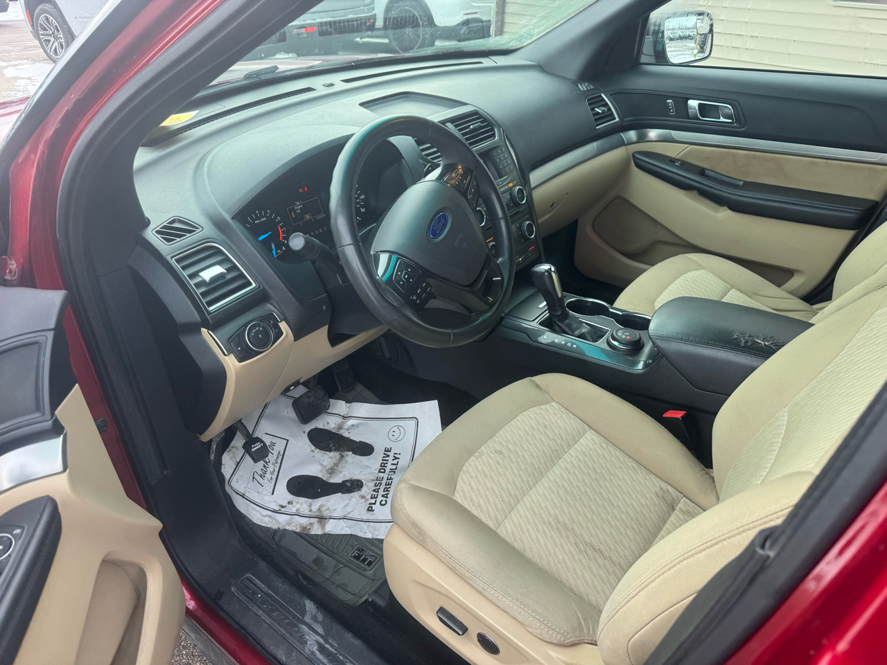 Ford Explorer Base 4WD 2016