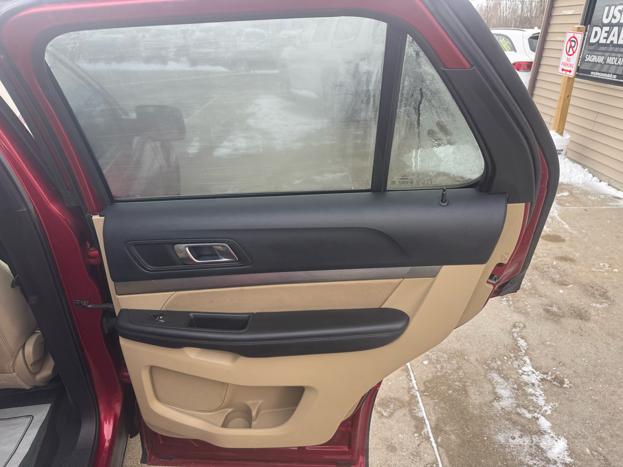 Ford Explorer Base 4WD 2016