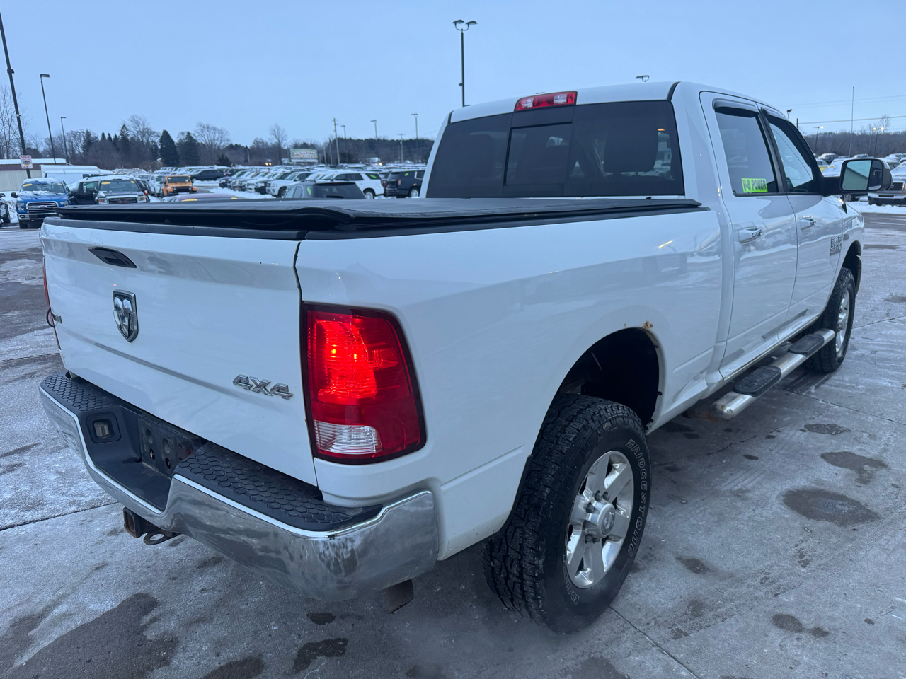 RAM 2500 SLT Crew Cab SWB 4WD 2016