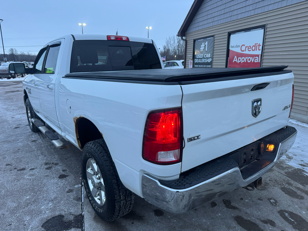 RAM 2500 SLT Crew Cab SWB 4WD 2016