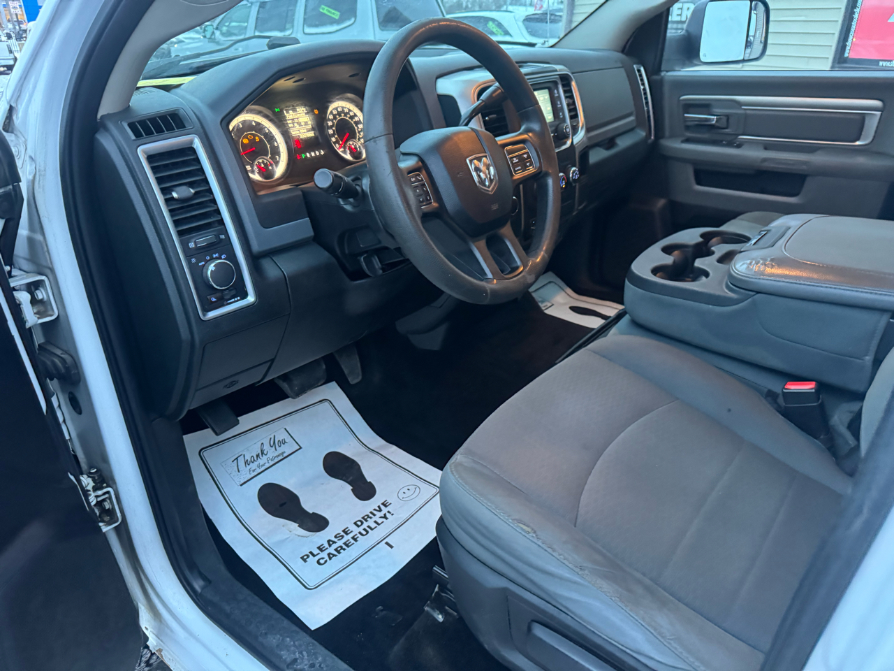 RAM 2500 SLT Crew Cab SWB 4WD 2016