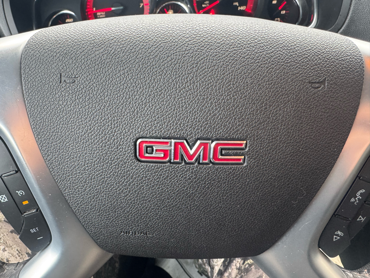GMC Acadia SLE-1 AWD 2015