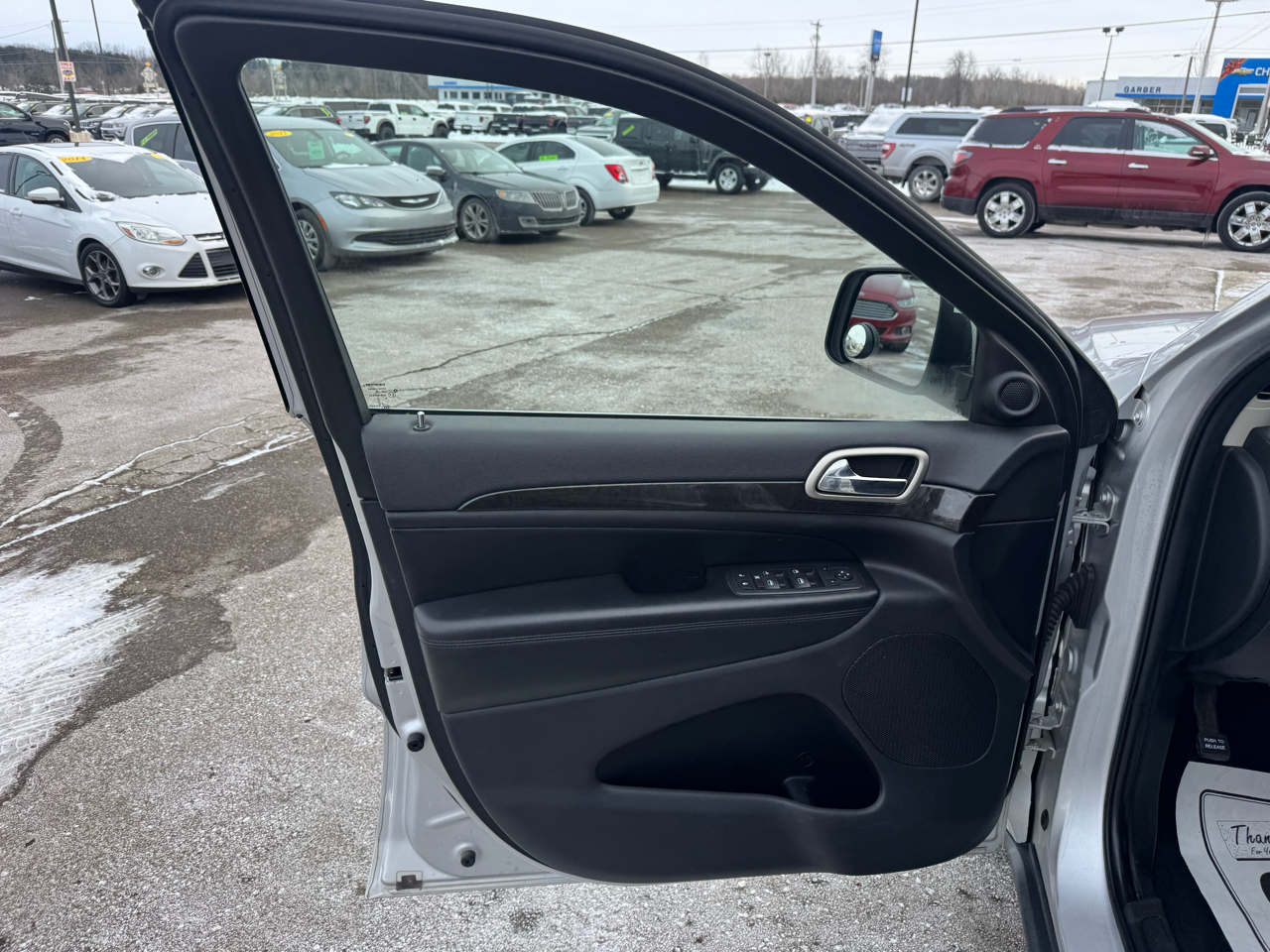 Jeep Grand Cherokee Laredo 4WD 2011