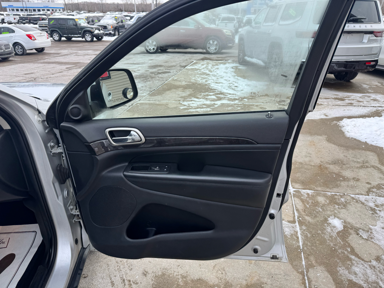 Jeep Grand Cherokee Laredo 4WD 2011