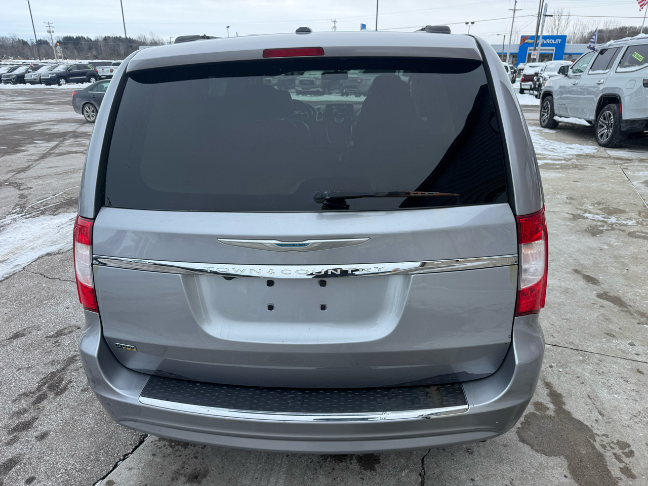 Chrysler Town & Country Touring-L 2015