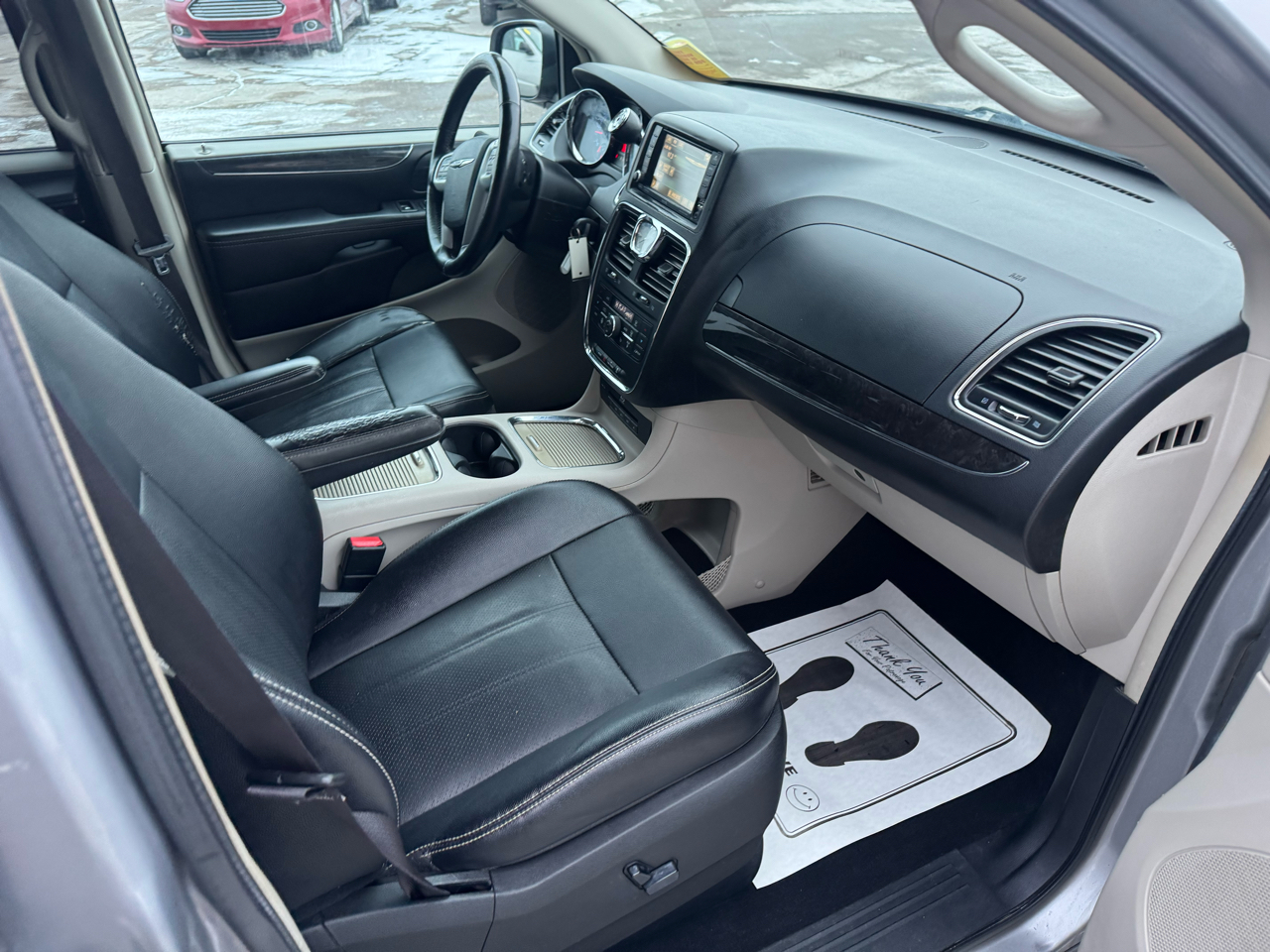 Chrysler Town & Country Touring-L 2015