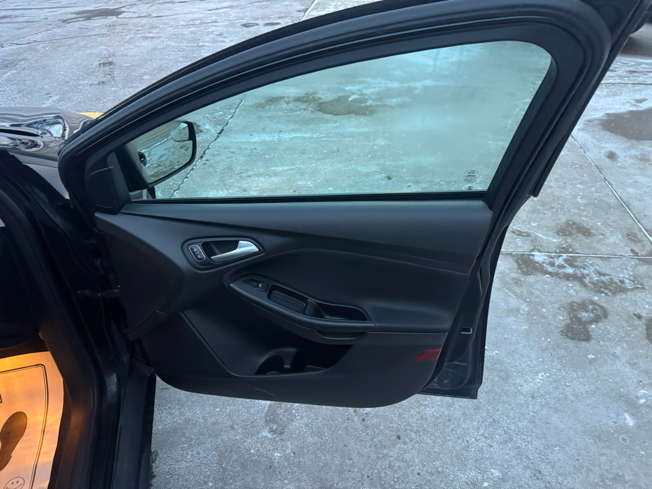 Ford Focus SE Sedan 2016