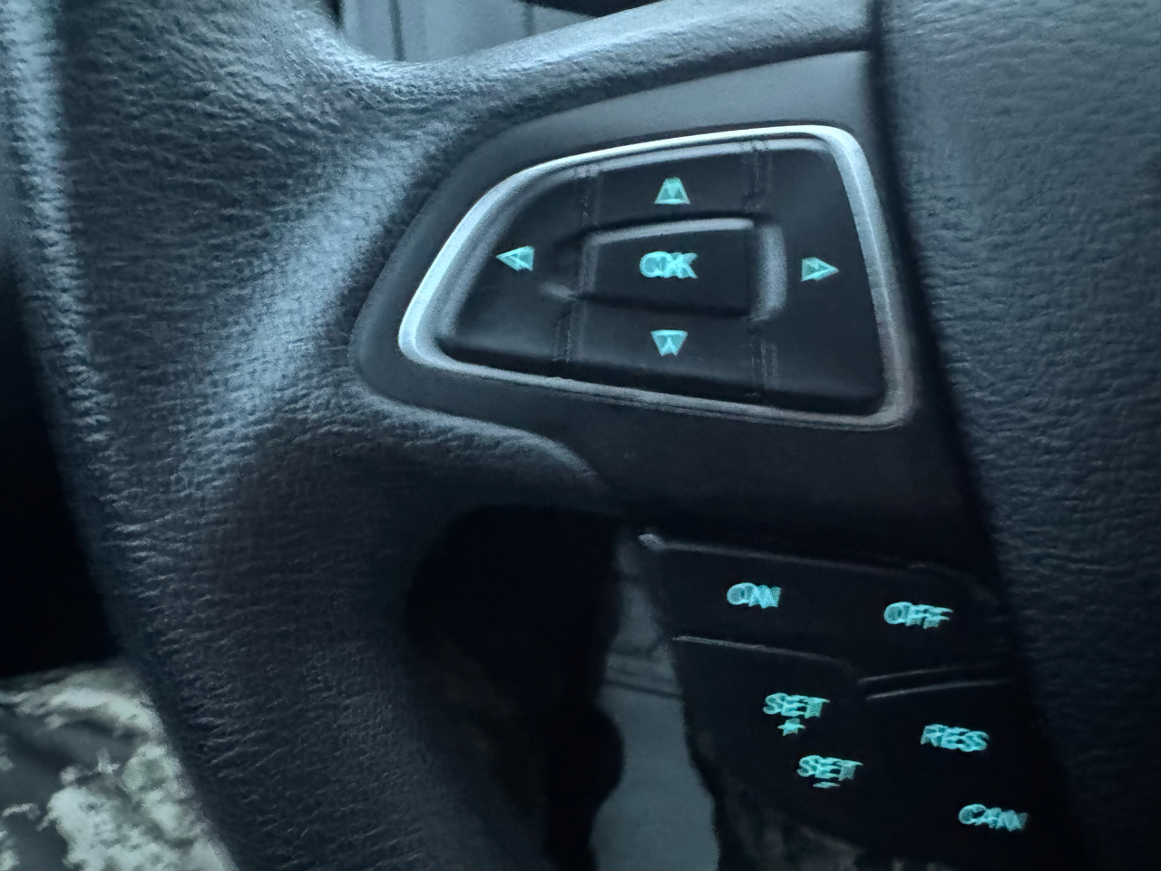 Ford Focus SE Sedan 2016