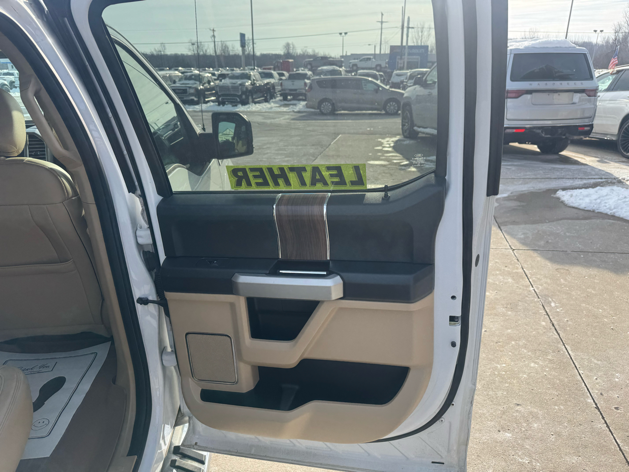 Ford F-150 XL SuperCrew 5.5-ft. Bed 4WD 2015