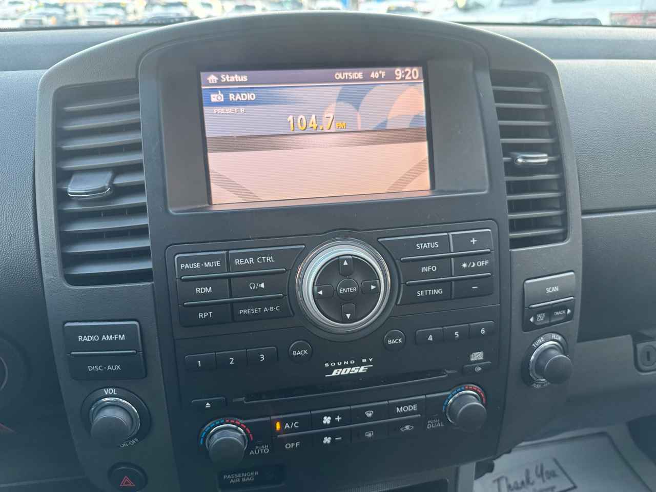 Nissan Pathfinder LE 4WD 2012