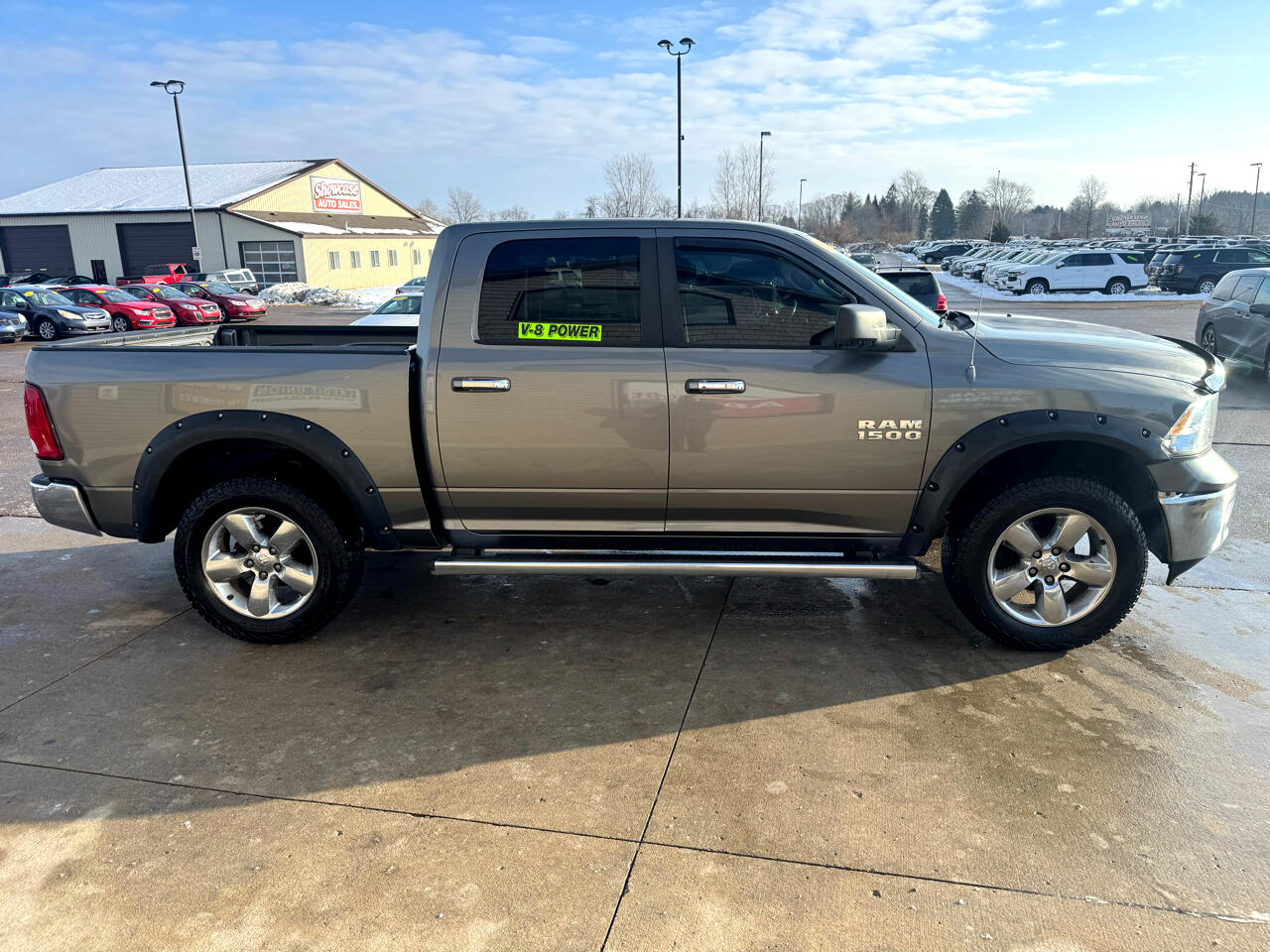 RAM 1500 SLT Crew Cab SWB 4WD 2013
