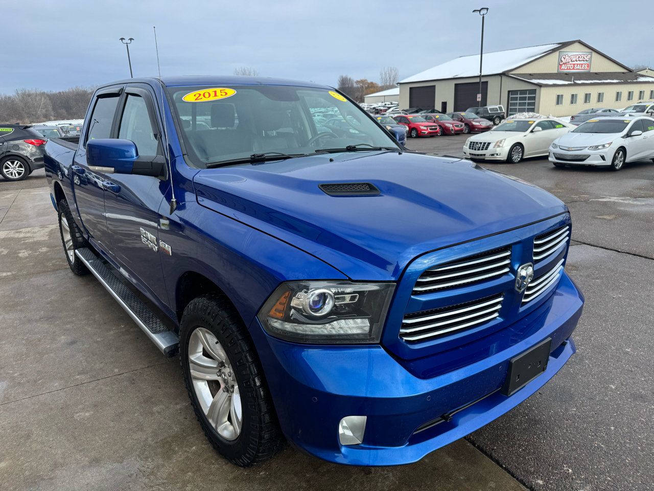 RAM 1500 Sport Crew Cab SWB 4WD 2015