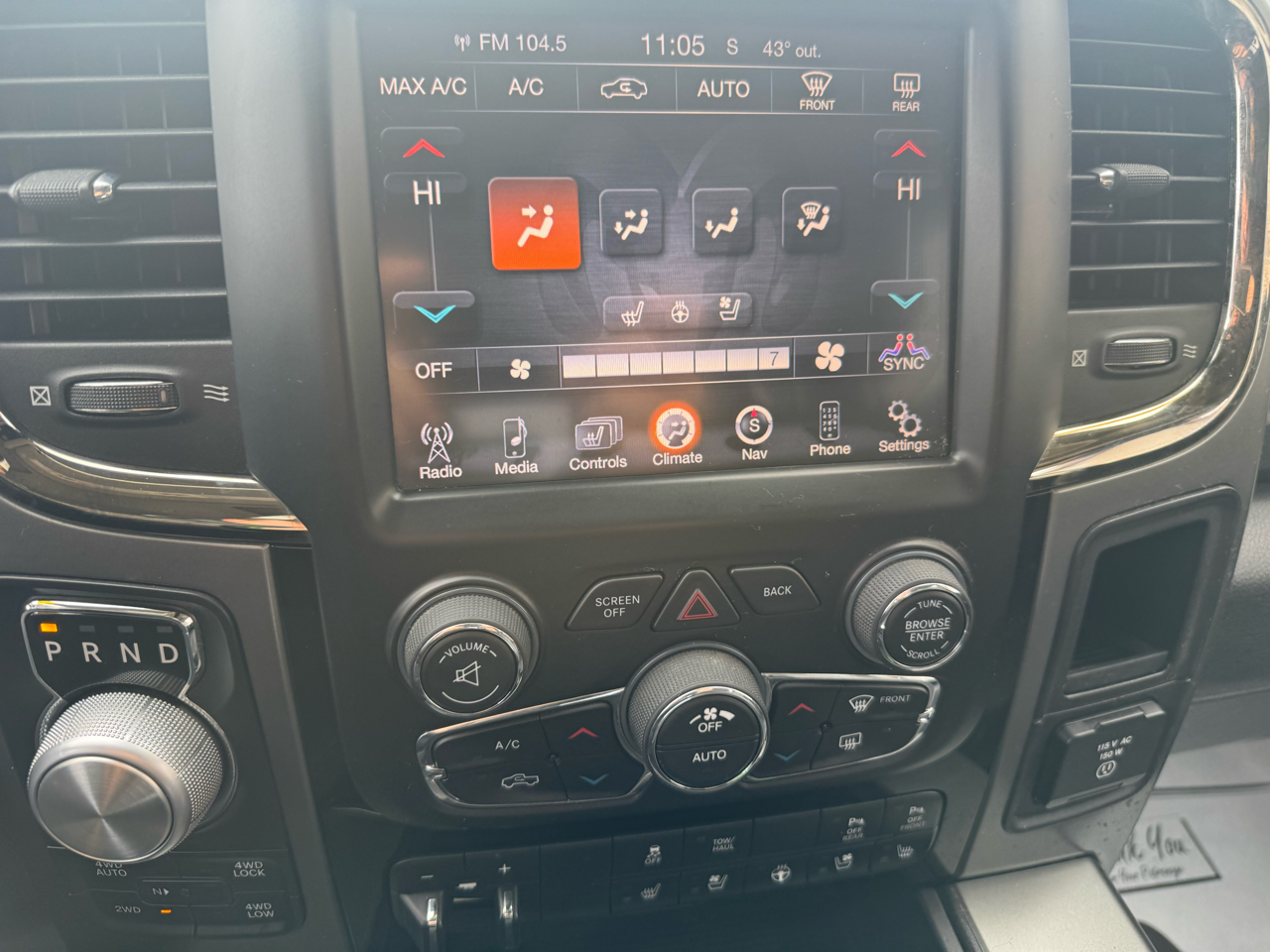 RAM 1500 Sport Crew Cab SWB 4WD 2015