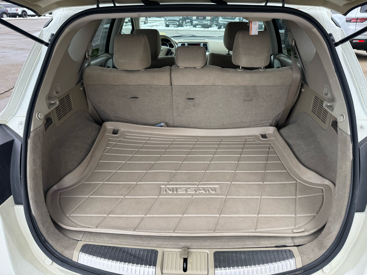 Nissan Murano S AWD 2011