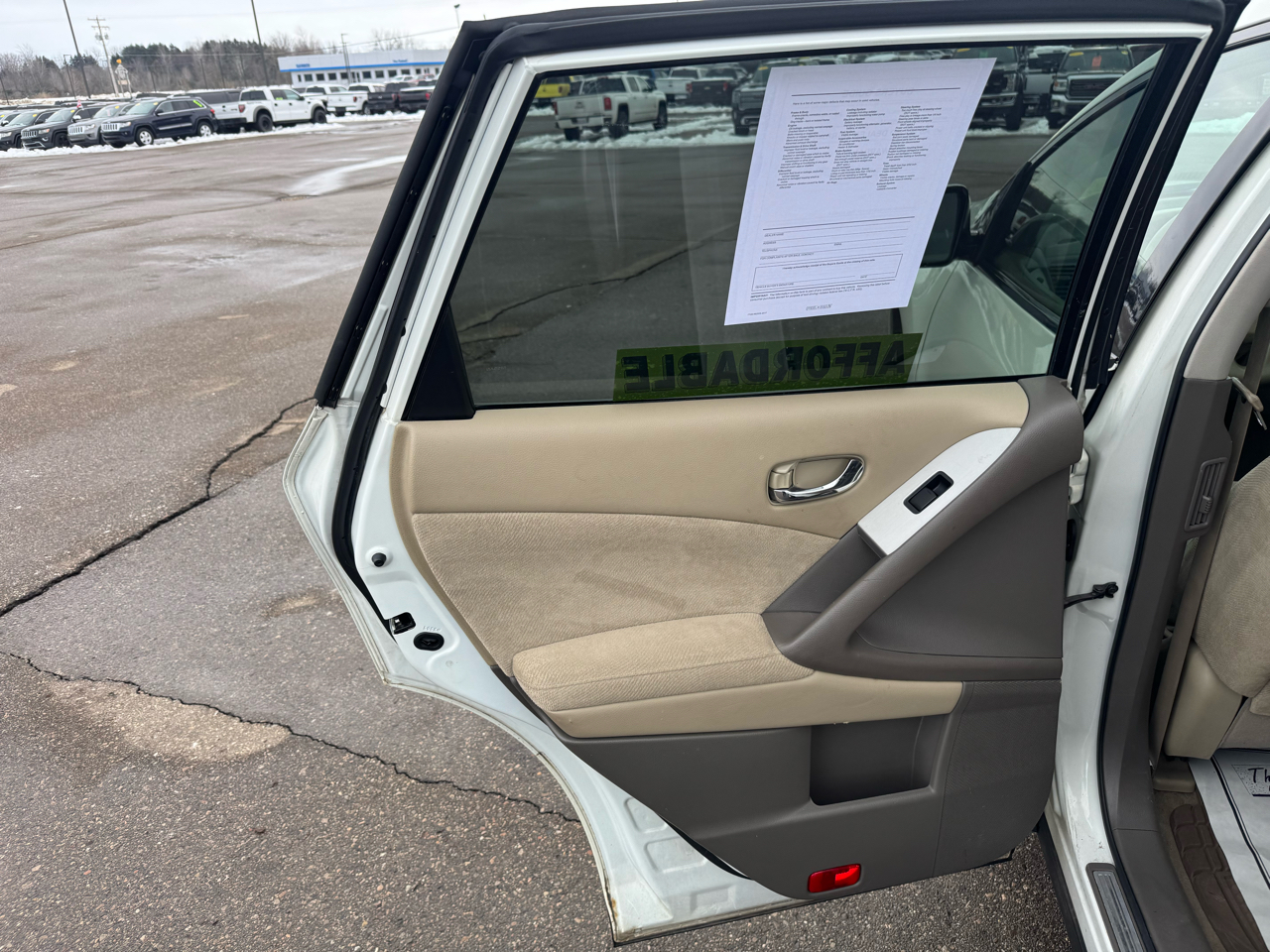 Nissan Murano S AWD 2011